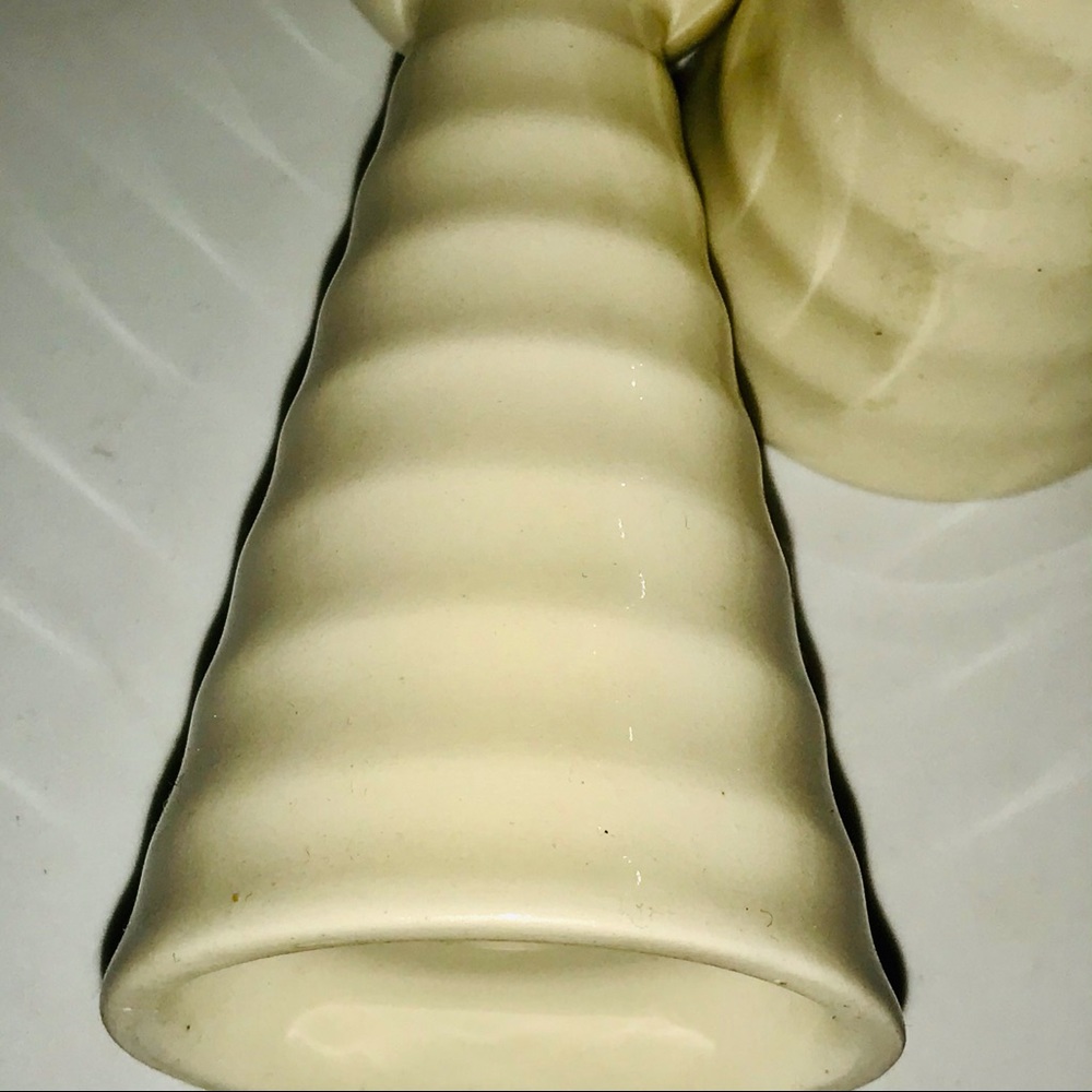 New Salt and Pepper Shakers made in Thailand - Picture 3 of 16